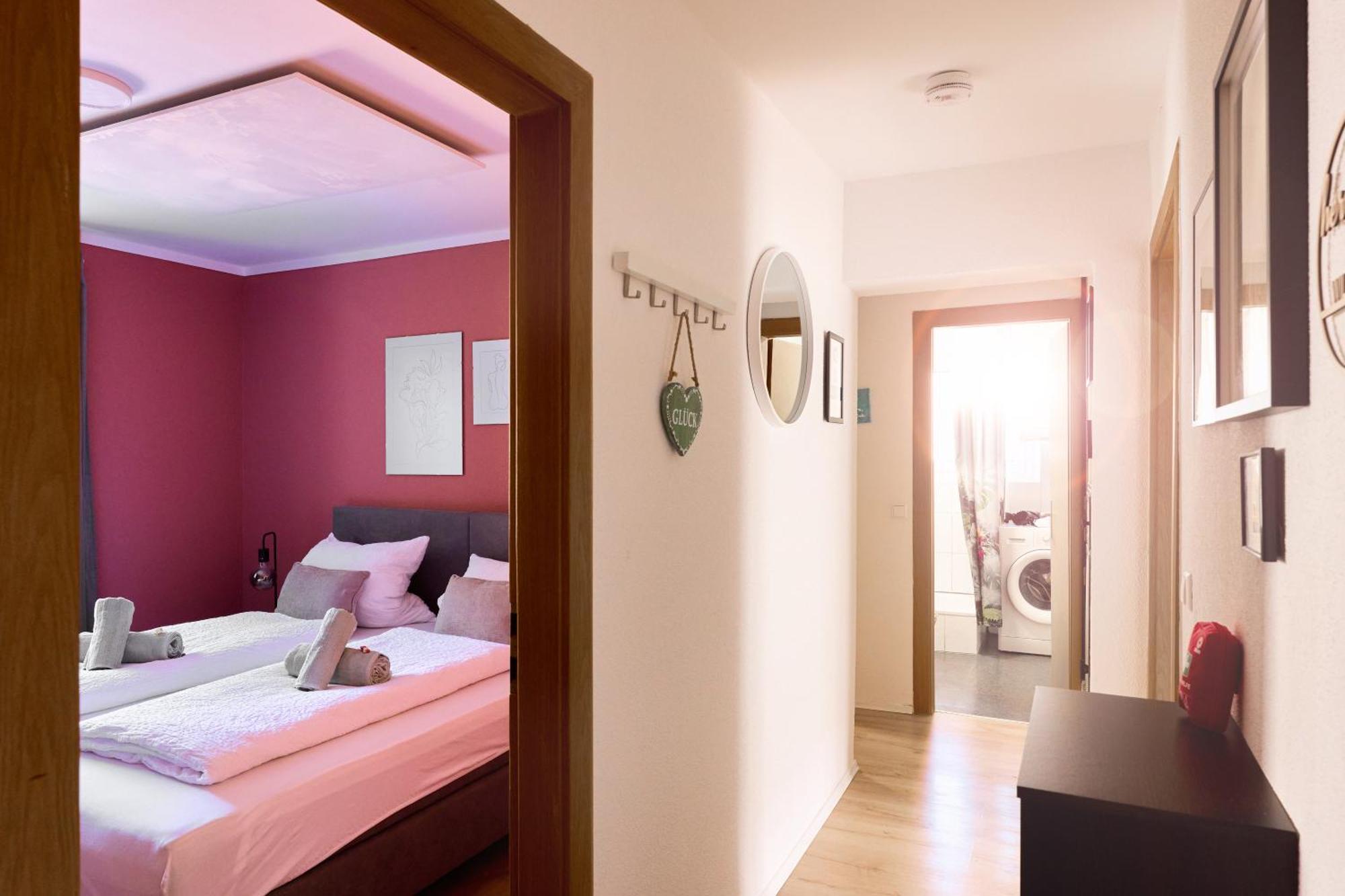 Dreams, 3 Schlafzimmer, Parkplatz, Stadtzentrum Neu-Ulm Exteriör bild